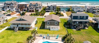 Impeccable home w/ pool on the desirable Ocean Ridge Drive of Atlantic Beach, NC