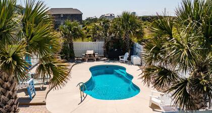 Impeccable home w/ pool on the desirable Ocean Ridge Drive of Atlantic Beach, NC