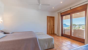 4 camere, ferro/asse da stiro, Wi-Fi gratuito, lenzuola