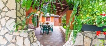 Casa vacanze "Villa Gabri" con piscina, giardino e terrazza