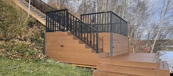 Large family or group vacation lake home with dock and boats 35 minutes from WEM