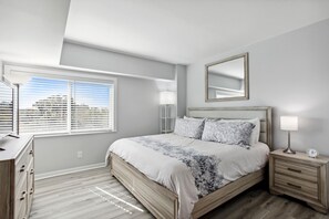 1 soverom, strykejern/-brett, wi-fi (inkludert) og sengetøy