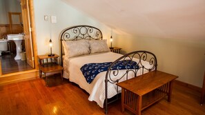 4 slaapkamers, een bureau, gratis wifi, beddengoed