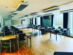 Business centre - Nature Shelter Hotel (Asljunga)