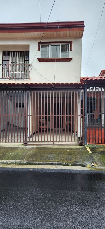 Lara Loft 5 minutes from Juan Santa María Airport