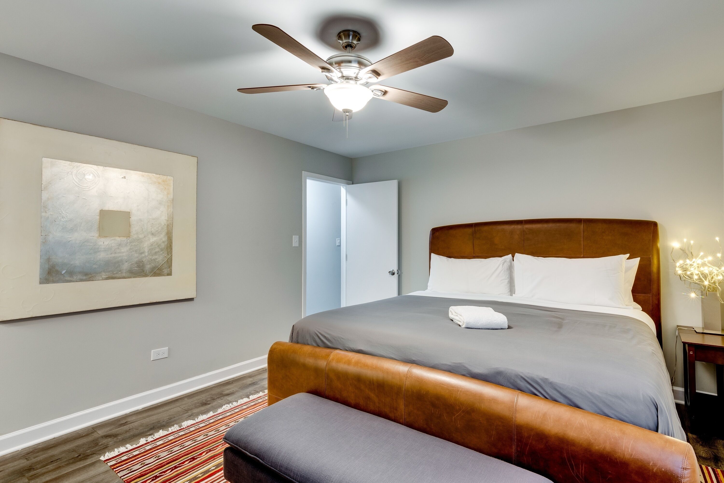 3 quartos, ferros/tábuas de passar roupa, berço de viagem, Wi-Fi