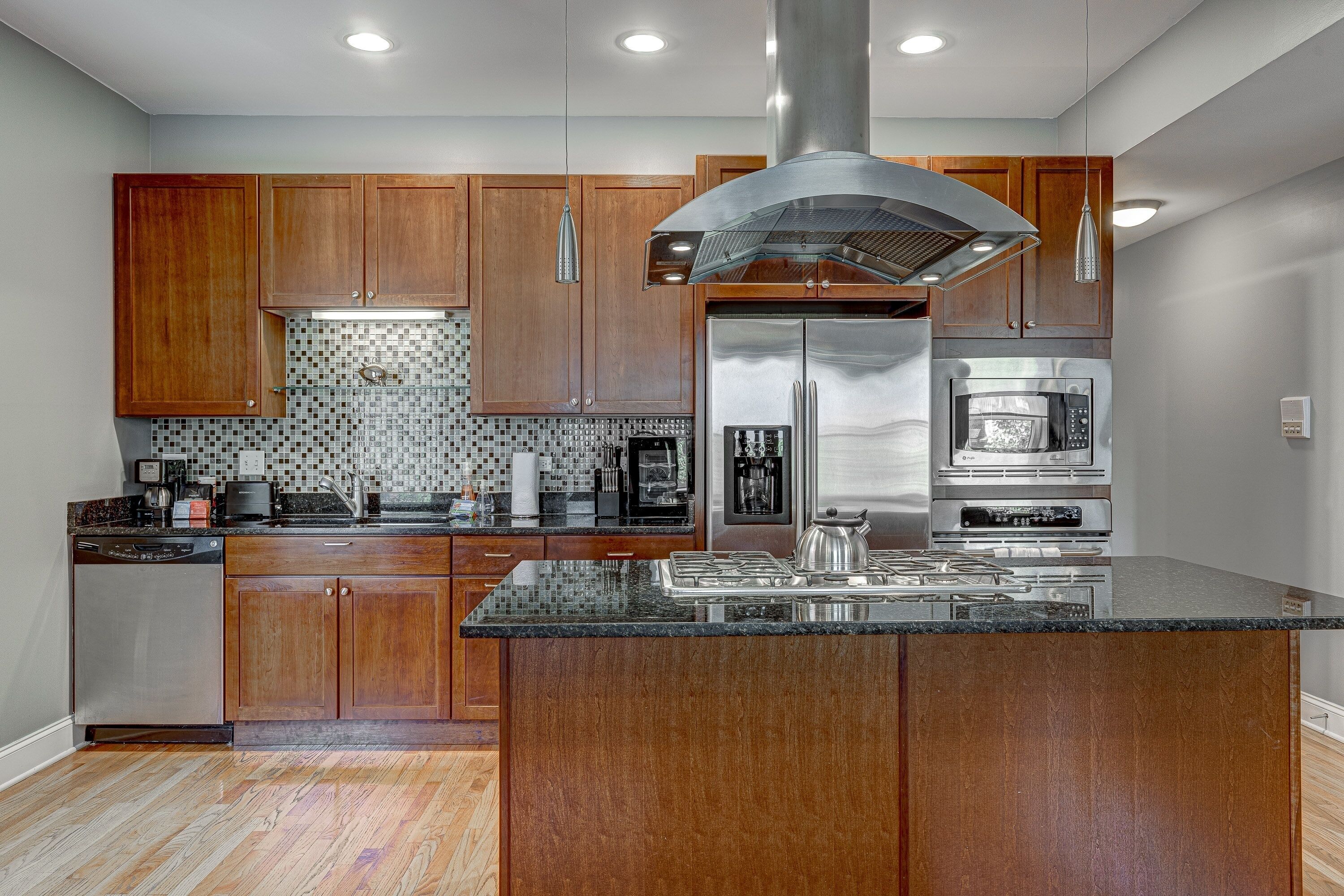 Fridge, microwave, oven, dishwasher