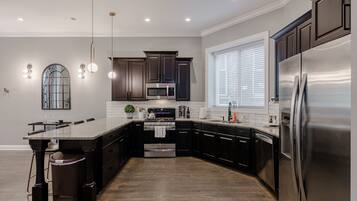 Fridge, microwave, oven, dishwasher