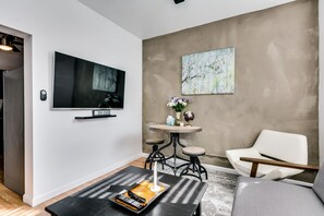 TV