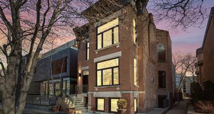 Perfect 1BR in Lincoln Park - Steps to DePaul! by AllSet Turnover