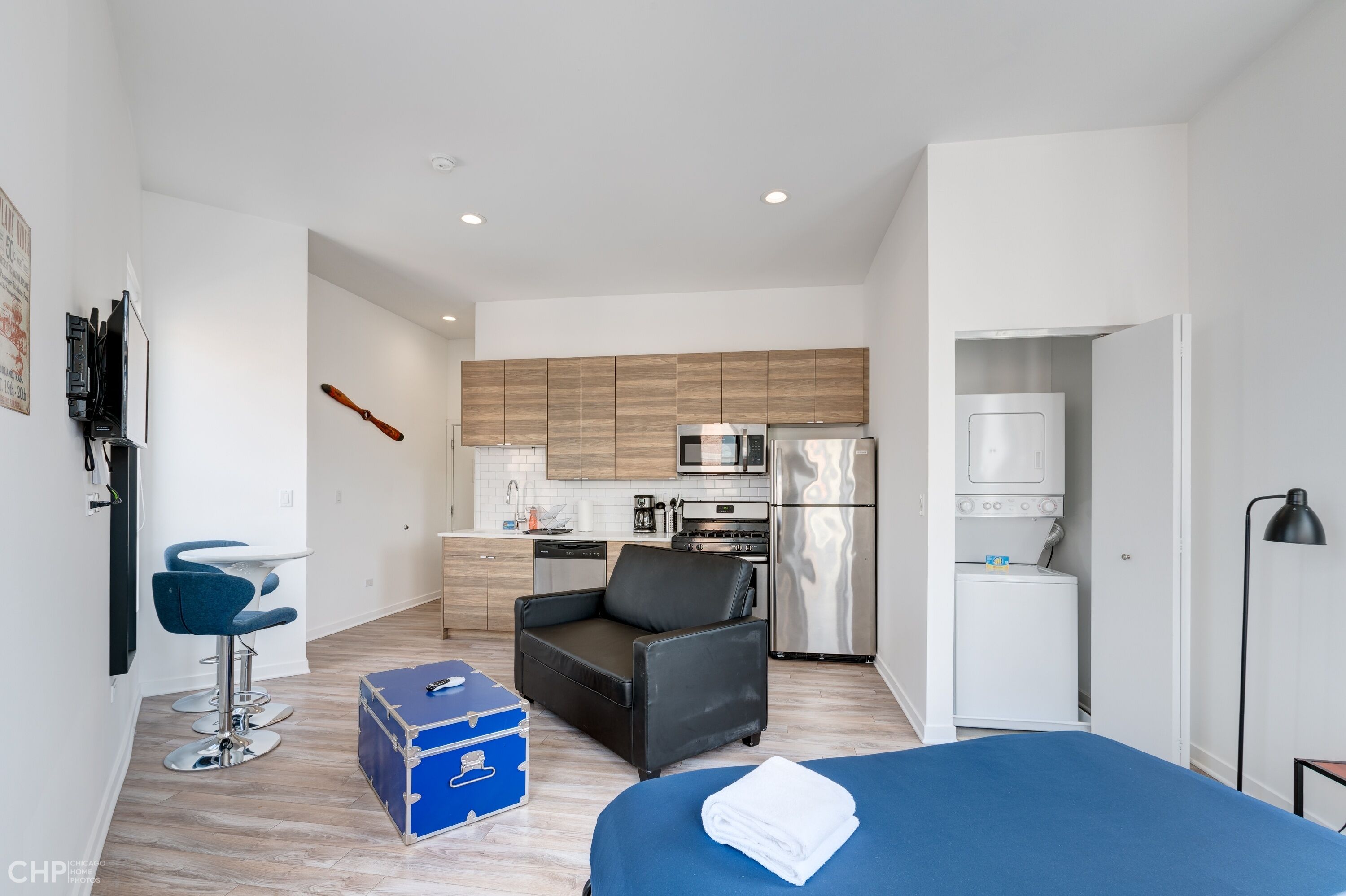 Estudio | Tabla de planchar con plancha y wifi gratis 