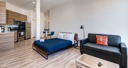 Chicago Third Floor Studio by 747 Lofts