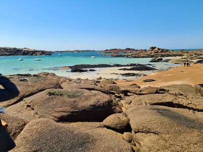 House PERROS-GUIREC downtown / 1km from the beach