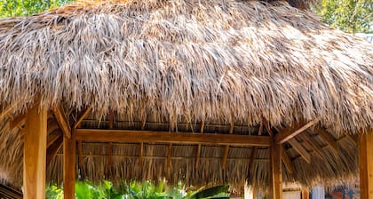 Blue Mist Hotel & Beach Club