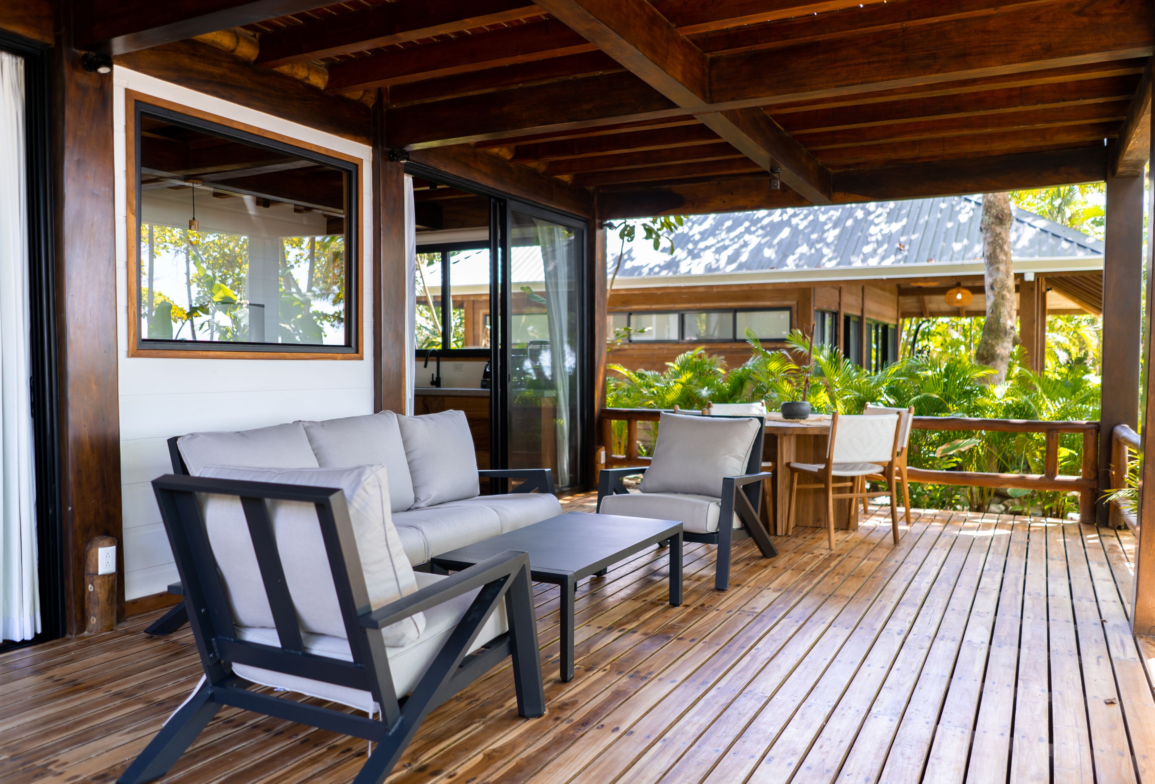 Beach Front Villa | Terrace/patio