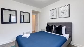 1 slaapkamer, een strijkplank/strijkijzer, reisbedje, wifi