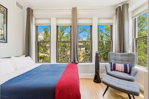 2 quartos, ferros/tábuas de passar roupa, Wi-Fi, roupa de cama