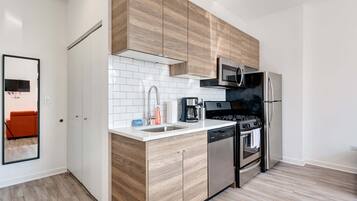 Fridge, microwave, oven, dishwasher