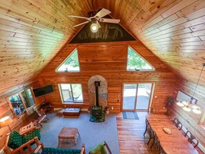 TV, fireplace - Secluded 2-Bedroom Cabin on the Edge of the BWCA (Grand Marais)
