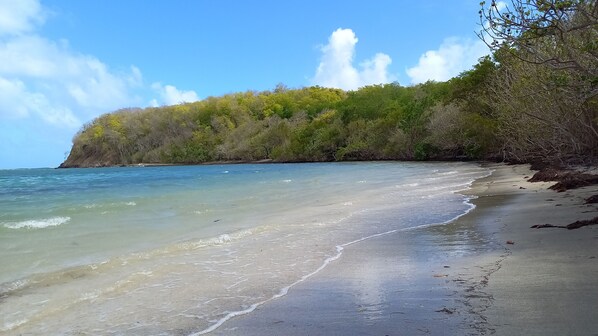 Liegestühle, Strandtücher