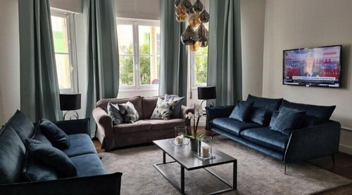 Townhouse 450 meters from the Croisette