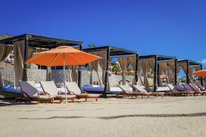 Sun-loungers, beach towels