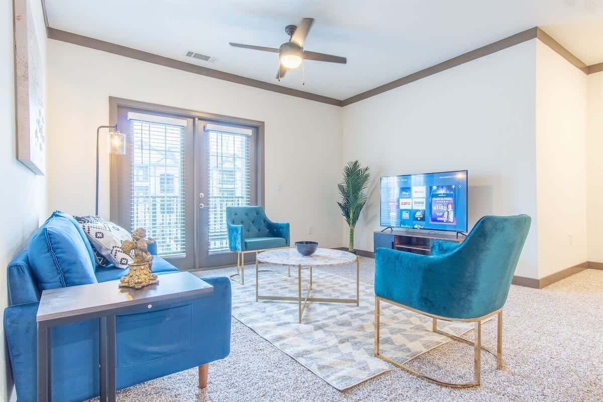 TV, fireplace, offices