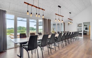 Dining - Cozy home in Spøttrup with WiFi (Spøttrup)