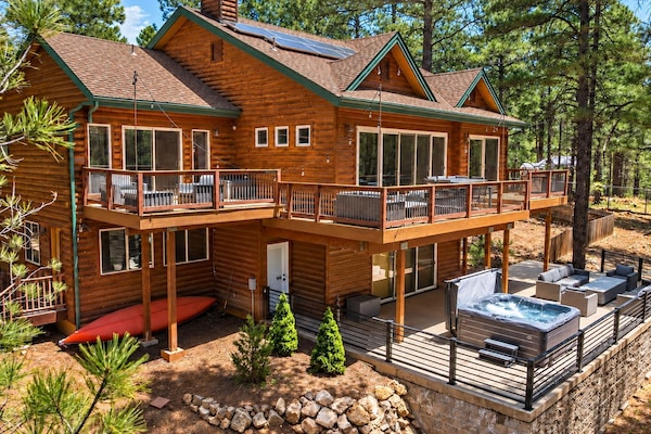private twin back decks facing ponderosa forest