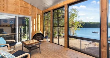 Cozy Georgian Bay Cottage