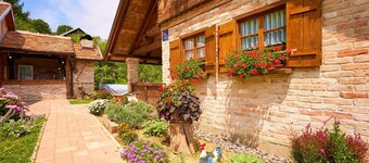 2 bedroom cozy home in Hrastovica