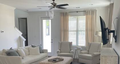 Oxford Townhouse Minutes from campus!