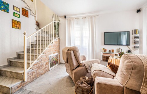 Amazing home in Aznalcázar with WiFi