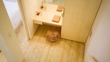 Presidential House | In-room safe, desk, laptop workspace, blackout drapes