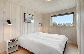 4 camere, culla da viaggio, Wi-Fi gratuito