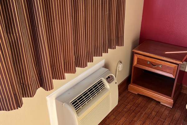 Basic Room | WiFi (free), bed sheets