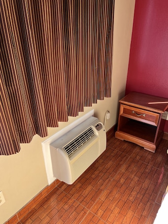 Basic Room | 1 bedroom, free WiFi, bed sheets