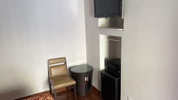 Basic Room | 1 bedroom, free WiFi, bed sheets