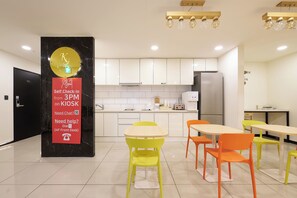 로비 좌석 공간