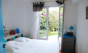 5 habitaciones, tabla de planchar con plancha y wifi gratis 