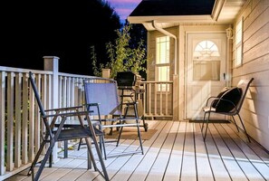 Terrace/patio - Peaceful Cul-De-Sac Home, 1 Min. Drive To Zoo MT! (Billings)