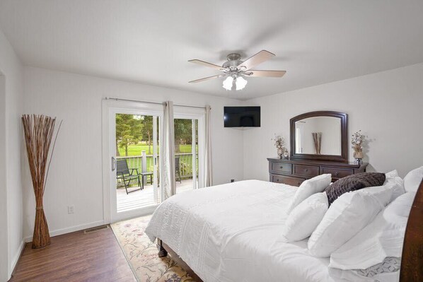 3 makuuhuonetta, silitysrauta/-lauta, vauvan matkasänky, ilmainen Wi-Fi