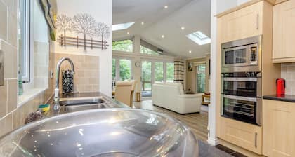 The Woodlands Retreat