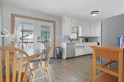 Luxury 5BR w/Pool & Hot Tub near Theme/Water Park