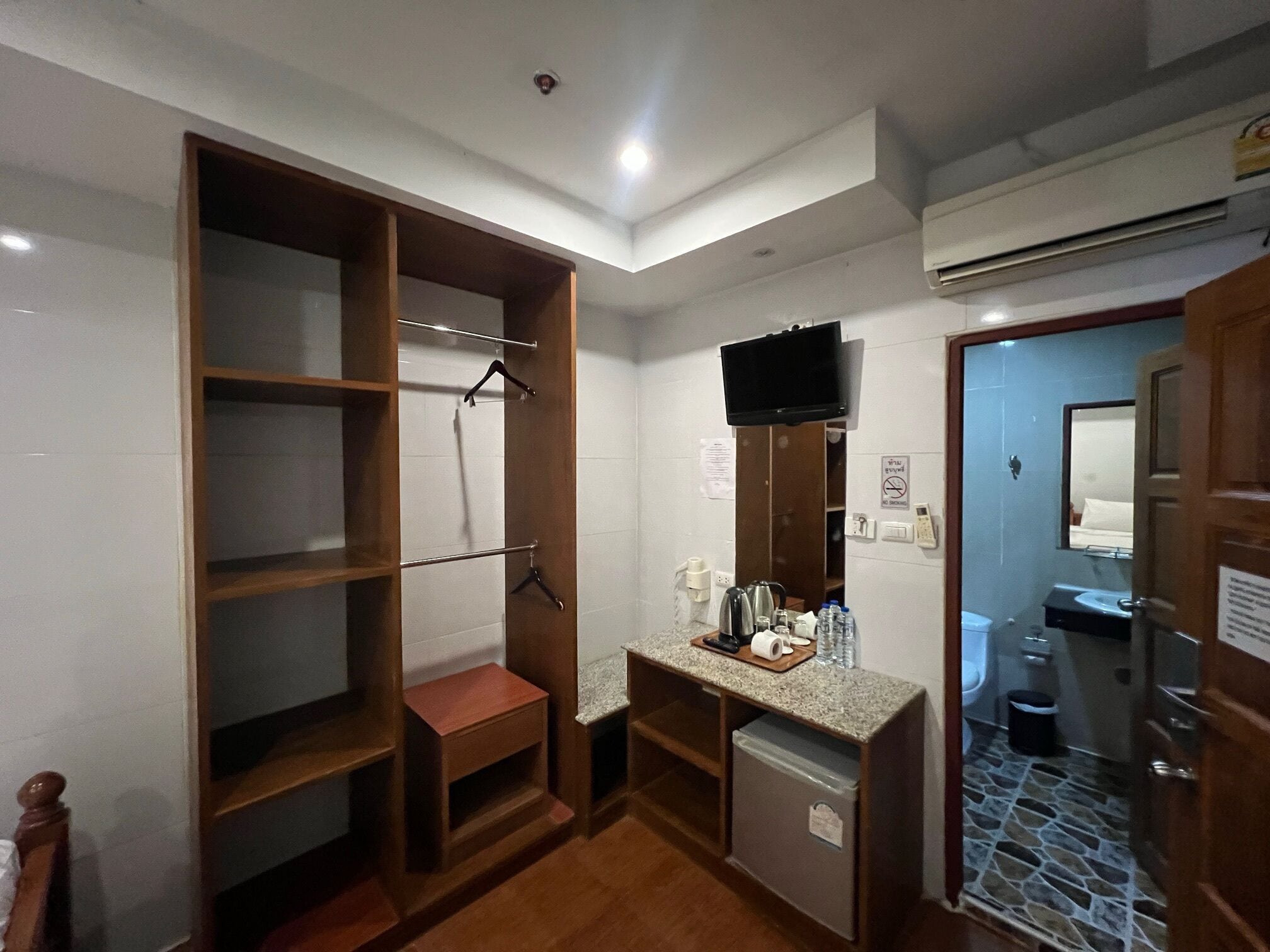 Standard Double Room | Rollaway beds, free WiFi, bed sheets, wheelchair access