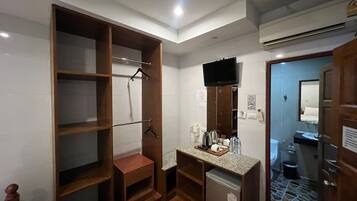 Standard Double Room | Rollaway beds, free WiFi, bed sheets, wheelchair access