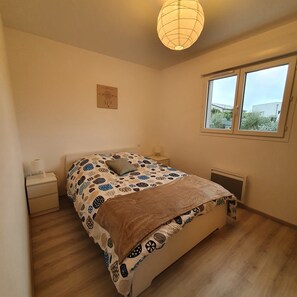 3 chambres, Wi-Fi gratuit, draps fournis