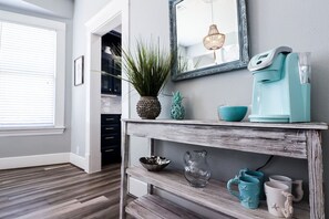 Interior - Vibrant Bungalow 2 minutes to the beach! (Galveston)