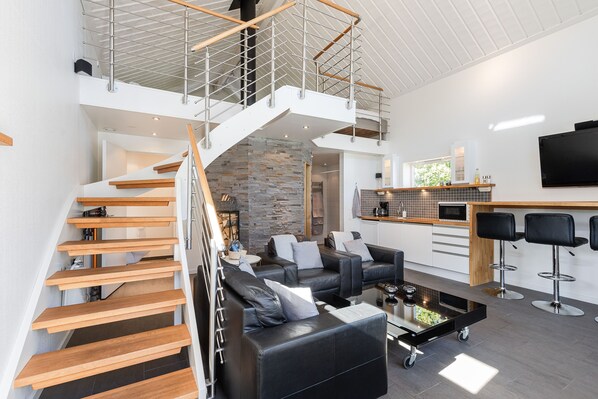 Smart TV - Spa cabin with jacuzzi and firewood sauna (Västmanlands län)