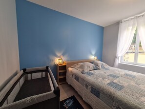 5 habitaciones, wifi gratis y ropa de cama 